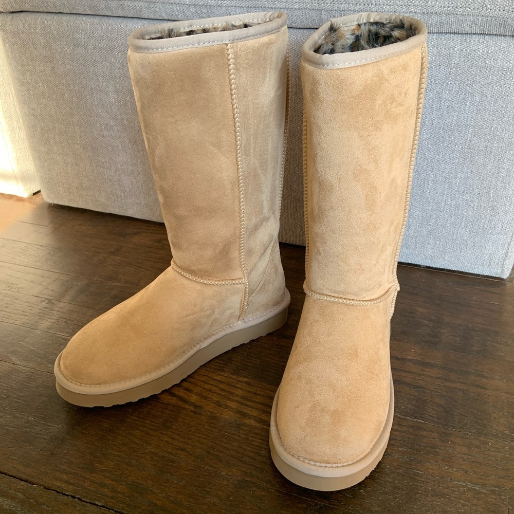 Pawj Tan Tall Boot